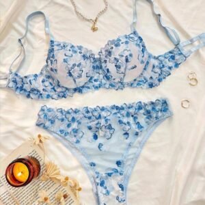 Soutien-gorge et culotte bleu